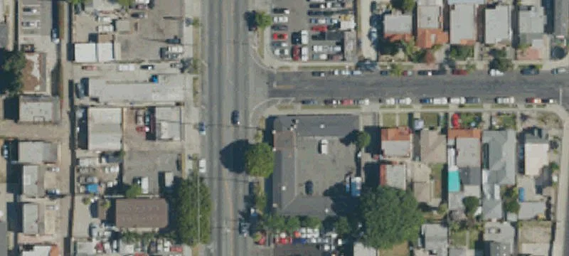 Corner-Location Specialty Facility