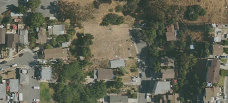 Buildable Cul-de-Sac Land Lot