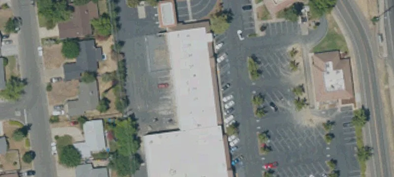 Endcap and Inline Retail Space