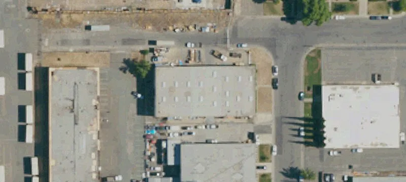 Clear-Span Warehouse with Office