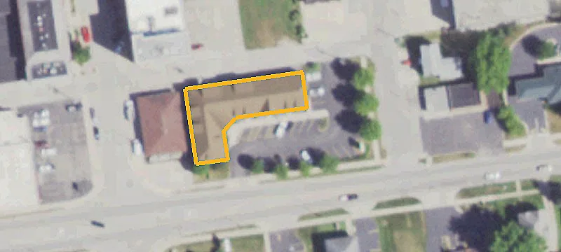 Elevator-Served Multi-Tenant Office Building