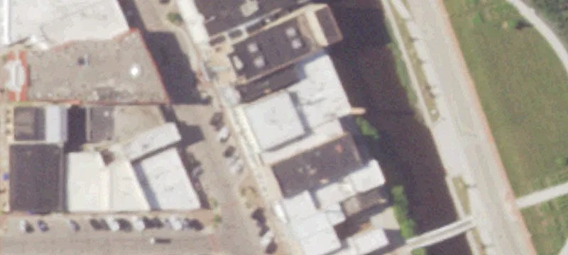 Multi-Tenant Retail Building