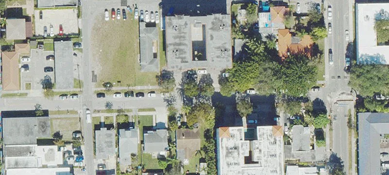 One-Bedroom Apartment with Parking