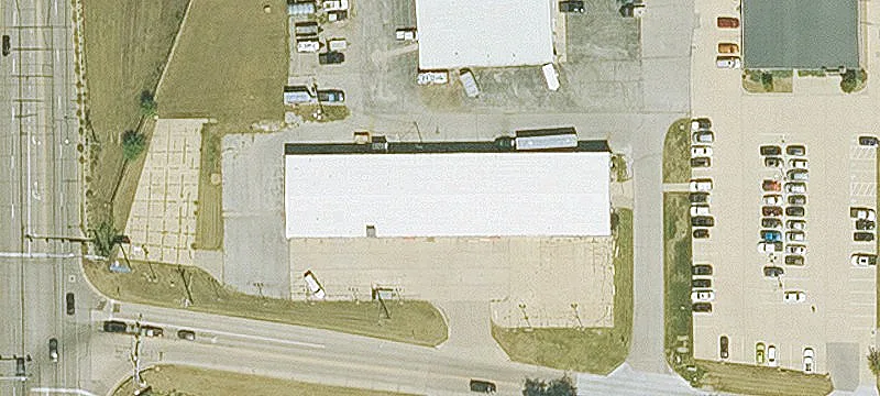 Retail Warehouse with Office