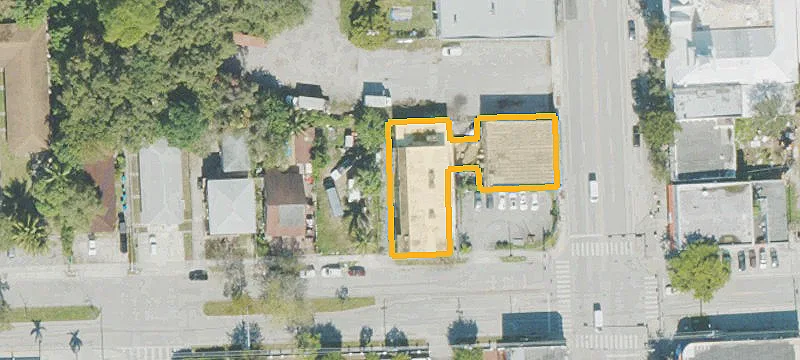 Two-Story Commercial 3-Unit Building