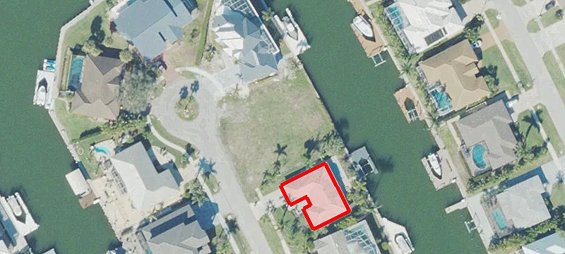 Gulf-Access Waterfront Land Lot