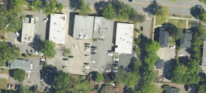 Office Building with 7,280 SqFt