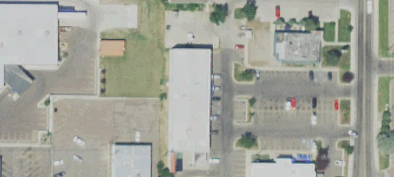Build-to-Suit Retail Building