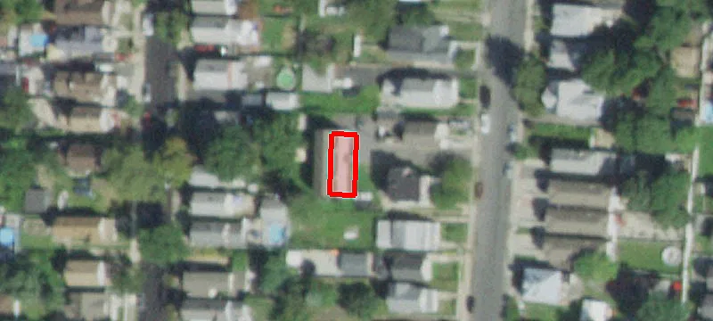 Detached Multi-Unit Income Property