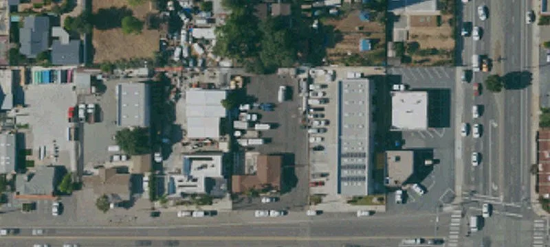 Office/Flex Building with Gated Yard