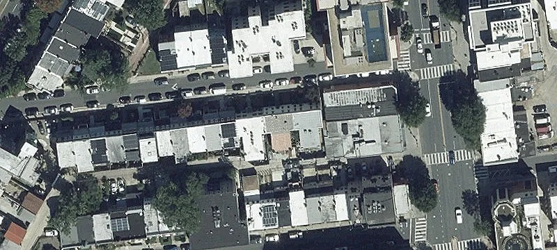 4-Unit Apartment Building
