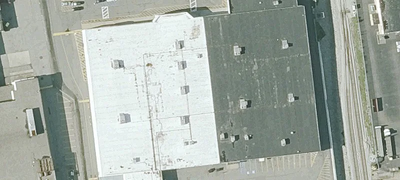 High-Visibility Retail/Service Space