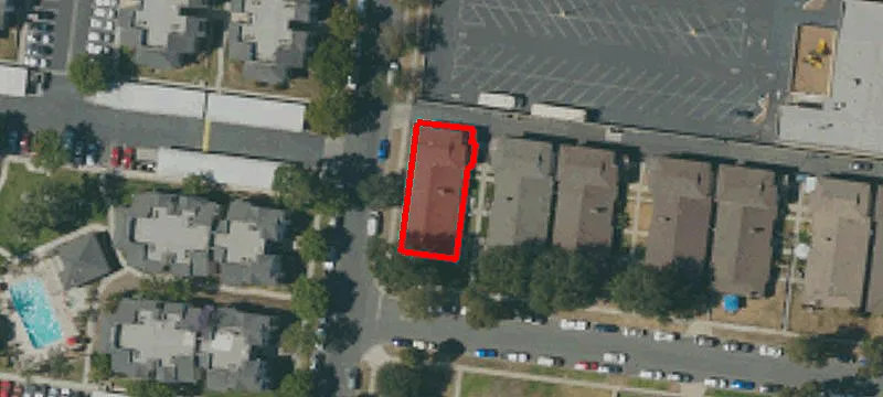 Remodeled 4-Unit Apartment Building