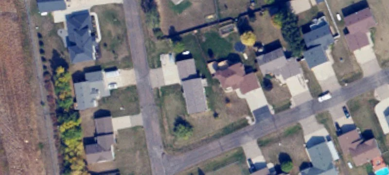 Bi-Level Specialty Property
