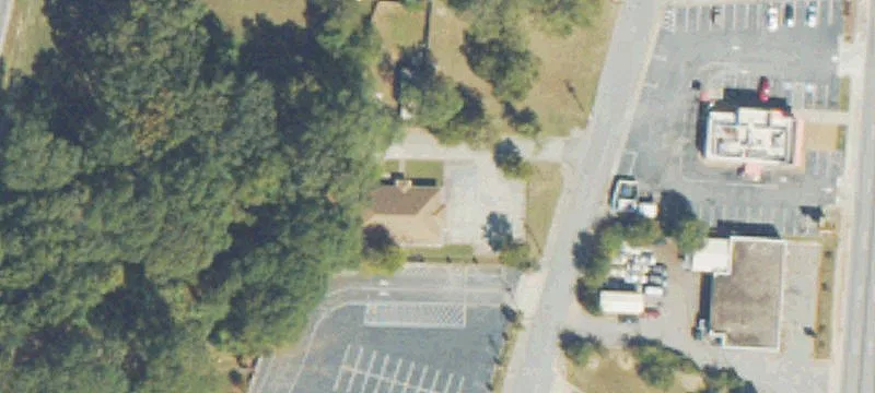 Single-Tenant Free-Standing Retail Building