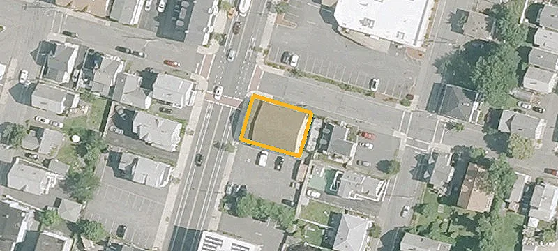 Freestanding Commercial Condominium