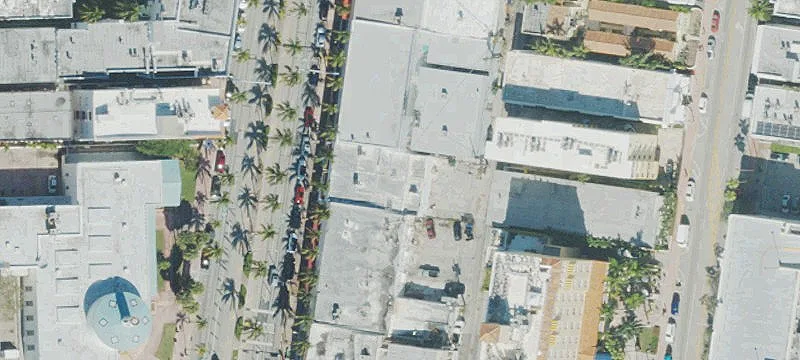 Multi-Unit Retail and Restaurant Building