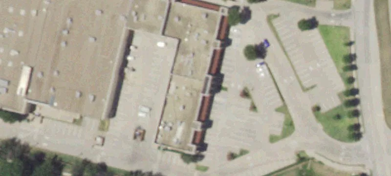 Retail Space Near High-Volume Arterial