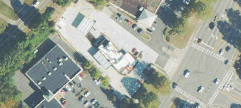 Freestanding Double Drive-Through Restaurant