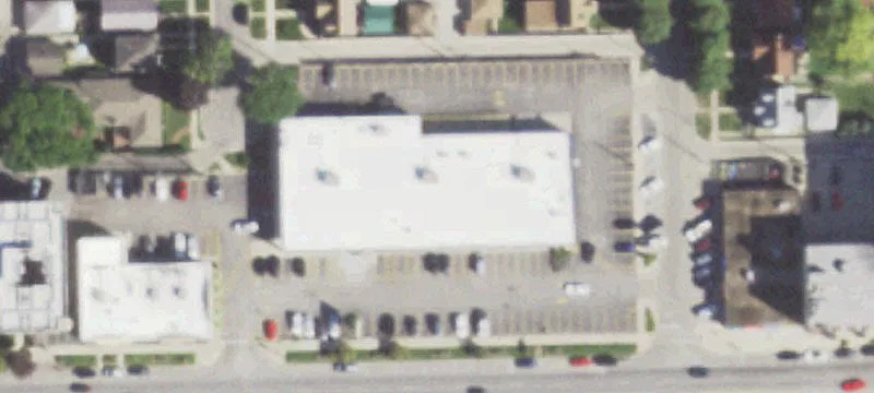 Multi-Tenant Retail Space