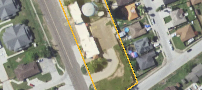 Waterfront Land for Residential Use
