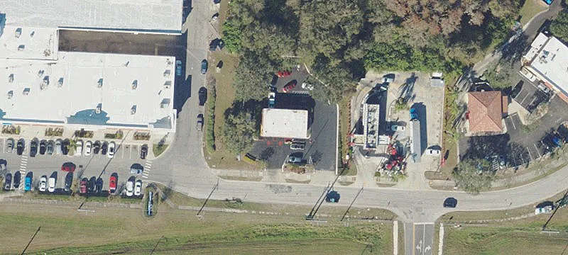 Triple-Net Oil Change Facility