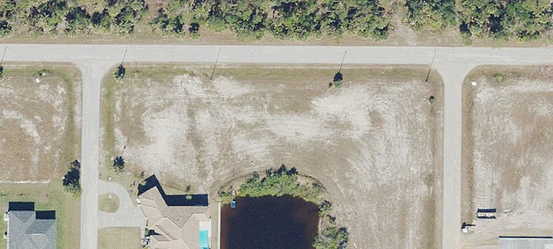Gulf-Access Waterfront Land Lot