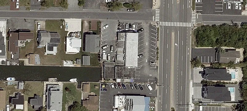 Four-Lot Retail Building Opportunity