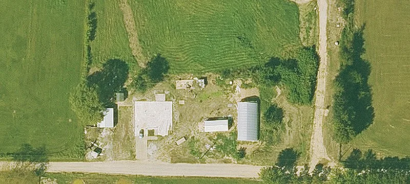 Broiler Farm with Equipped Houses