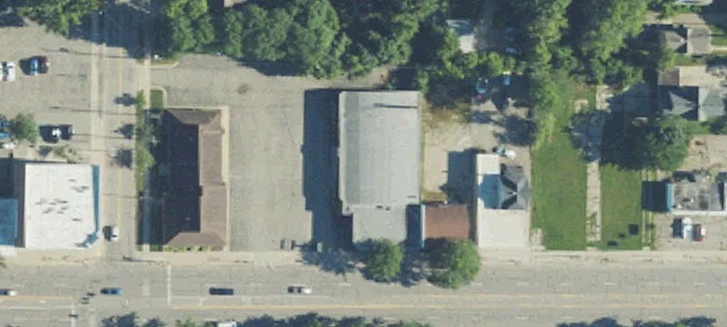 Mixed-Use Retail/Office Building