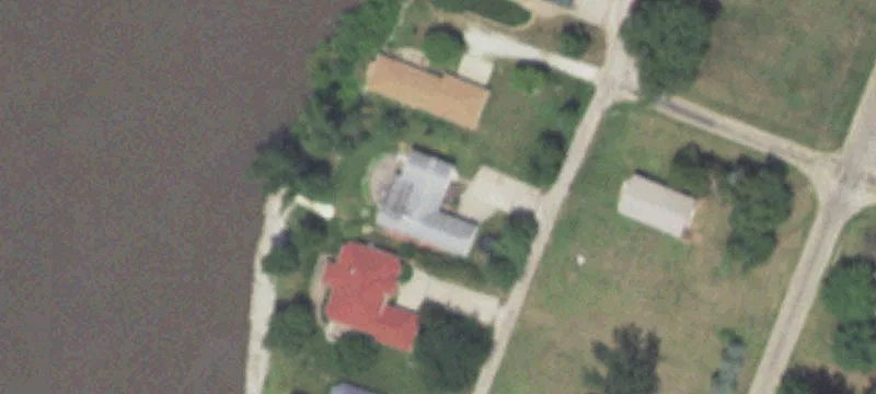 Mississippi River Waterfront Land