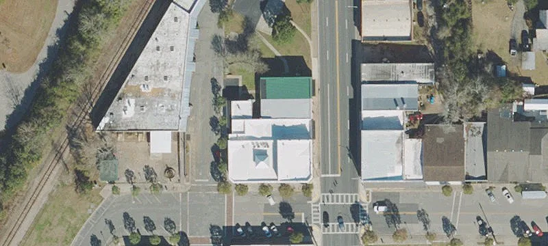 Vacant Corner Land with Fountain