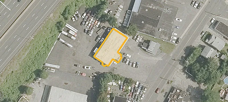 Retail Space with 5,311 SF