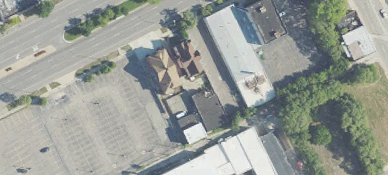 Mixed-Use Multi-Structure Property