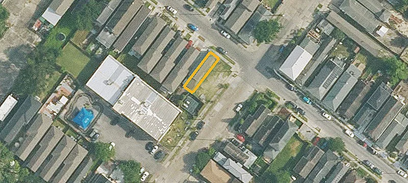 Rectangular Infill Home Lot