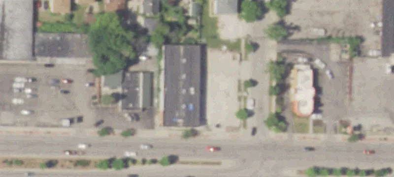 Vacant Grocery Retail Building