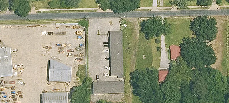 Renovated 20-Unit Apartment Building