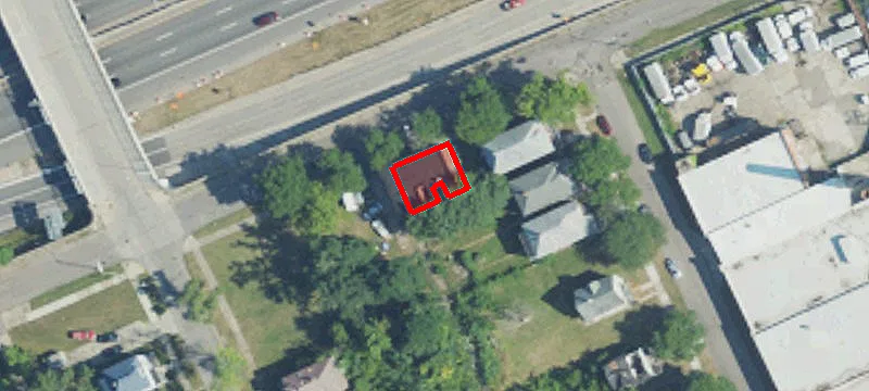 Vacant Four-Unit Apartment Building