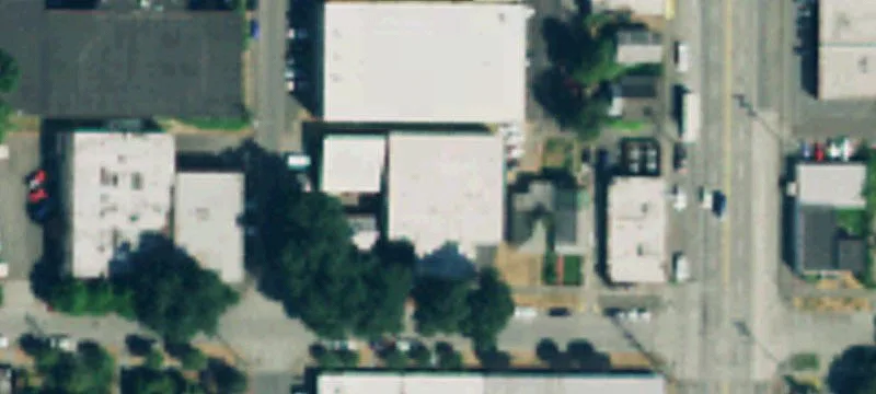 Dock-High Warehouse with Office