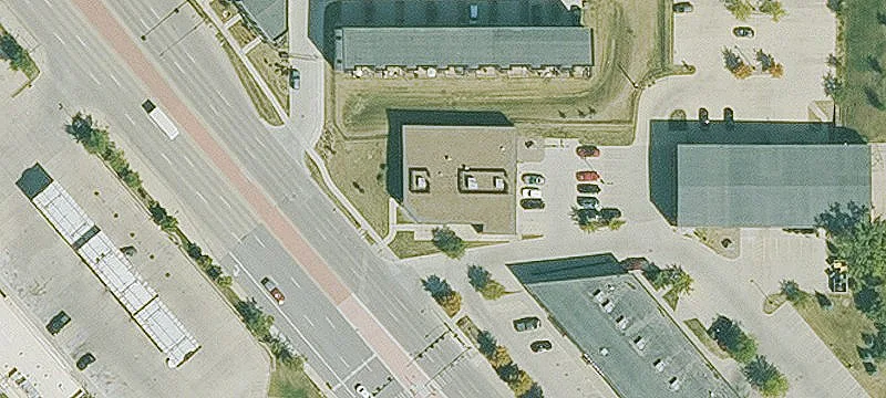 Multi-Tenant Retail and Office Space