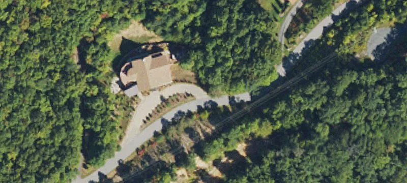 Gently Sloping Mountain View Lot