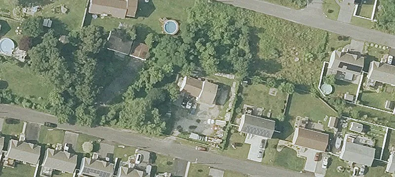 Commercial Warehouse with Garage