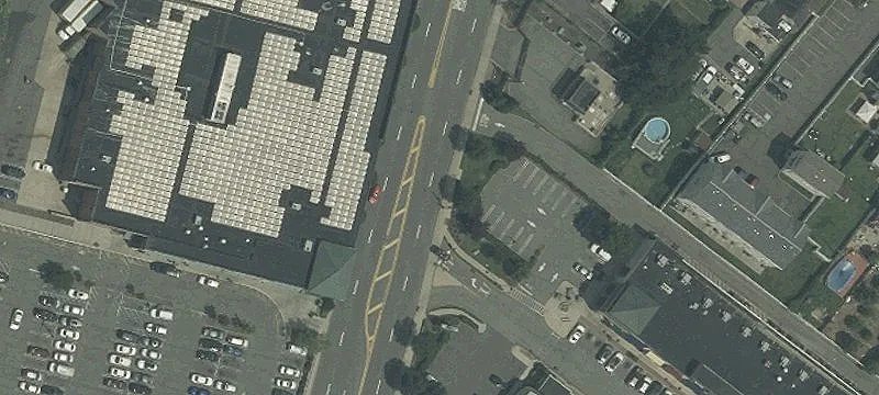 Retail Space in Shopping Center