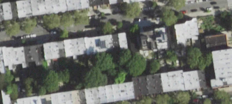 Renovated Brownstone Duplex with Backyard
