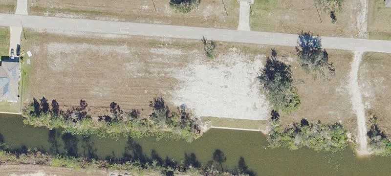 Freshwater Canal Waterfront Lot