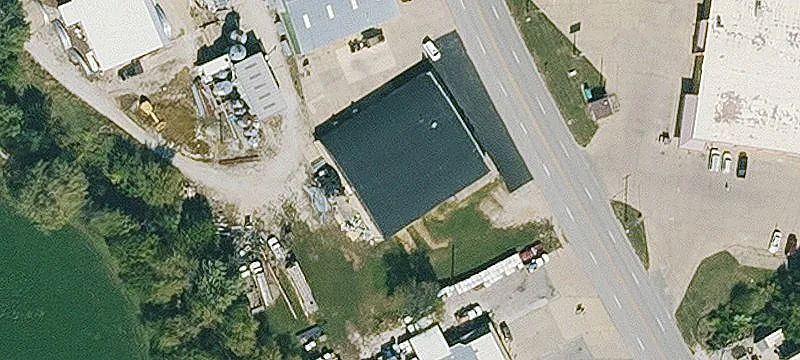 Retail Building with Parking Lot