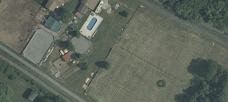 Equestrian Property with Riding Arena