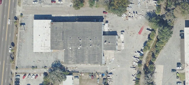 Freestanding Showroom Warehouse