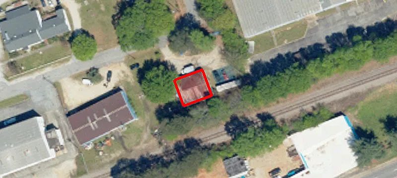 Metal Warehouse with Concrete Floor
