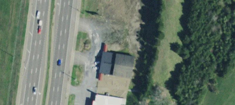 Free-Standing Retail Warehouse